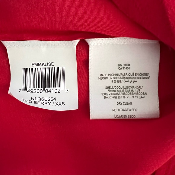 BCBGMaxAzria “Emmalise” Keyhole Shift Red Dress - Picture 10 of 11